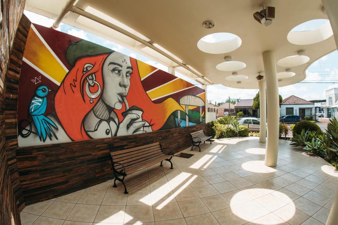 Hotel Cavera Alegrete Exterior foto